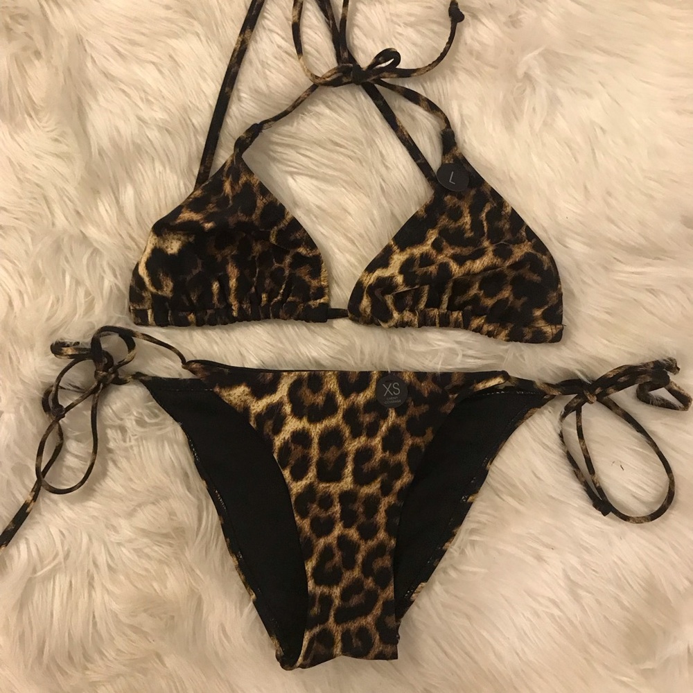 Leopard bikini